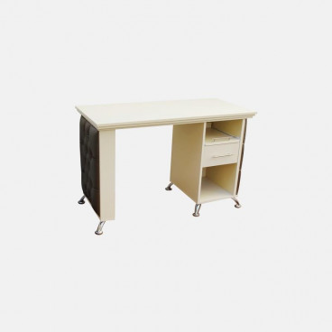 Маникюрный стол Тэнкредо