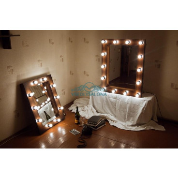 Зеркало визажиста Adrian